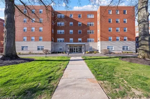 18975 Van Aken Blvd #201, Shaker Heights, OH 44122