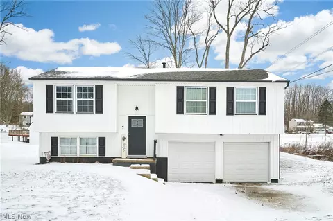 6300 S Cleveland Massillon Rd, Clinton, OH 44216
