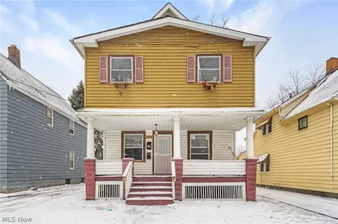 3978 E 55th St, Newburgh Heights, OH 44105