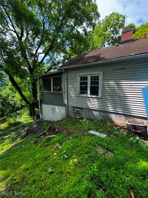 55935 Main St, Bridgeport, OH 43912