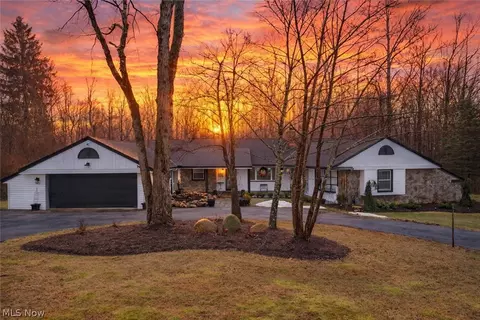7161 Old Mill Rd, Chesterland, OH 44026