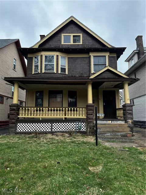 9203 Columbia Ave, Cleveland, OH 44108