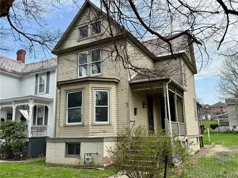 720 Front St, Marietta, OH 45750