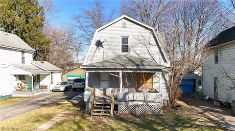 2407 Trussit Ave, Youngstown, OH 44505