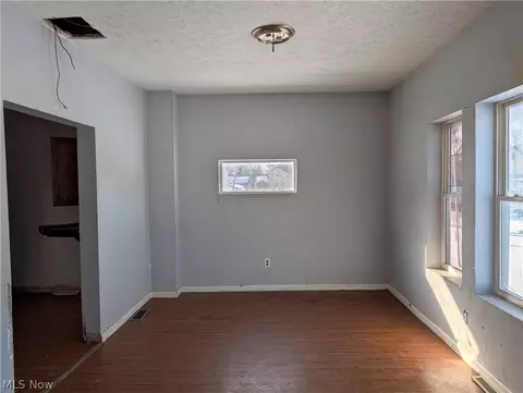 5705 Poplar, Ashtabula, OH 44004 photo 3