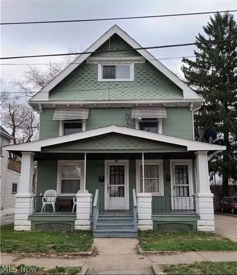 3747 W 47th Pl, Cleveland, OH 44102