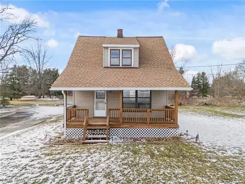 7705 Ravenna Ave, Louisville, OH 44641