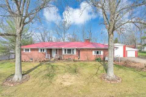 44208 Meadowlark Ln, Cadiz, OH 43907