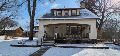 7911 S Ridge Rd, Madison, OH 44057