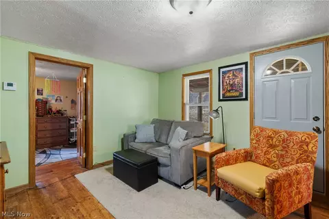 Entry Way - 29395 Beitler Rd, Dennison, OH 44621 photo 1 of 3