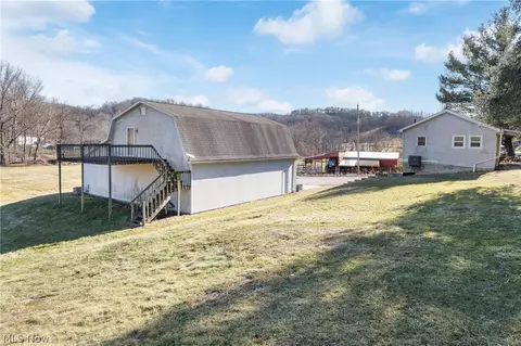 Exterior - 29395 Beitler Rd, Dennison, OH 44621 photo 3 of 3