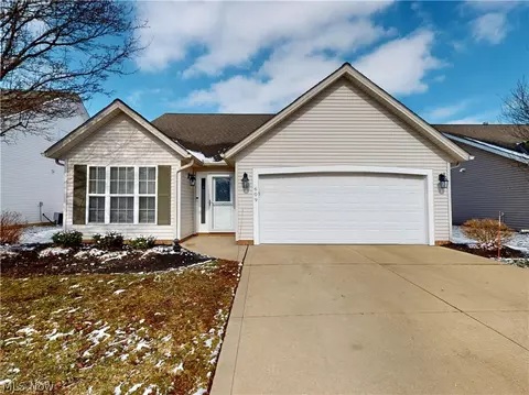609 Beacon Dr, Painesville, OH 44077