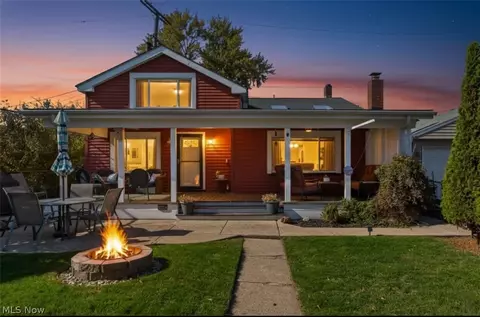 2236 Richland Ave, Lakewood, OH 44107