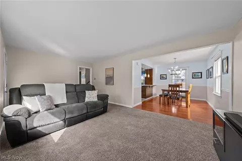 Living - 72 Pinehurst Rd, Munroe Falls, OH 44262 photo 2 of 2