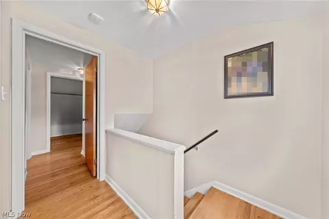 Entry Way - 72 Pinehurst Rd, Munroe Falls, OH 44262 photo 5 of 5