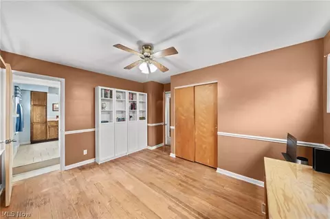 Bedroom - 72 Pinehurst Rd, Munroe Falls, OH 44262 photo 3 of 6