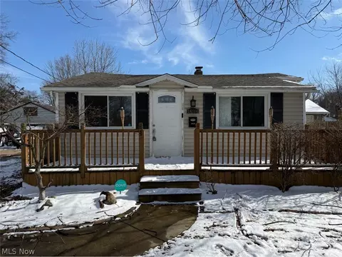 34114 Lake Shore Blvd, Lakeline, OH 44095