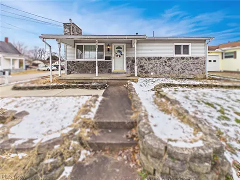 704 23rd St, Vienna, WV 26105