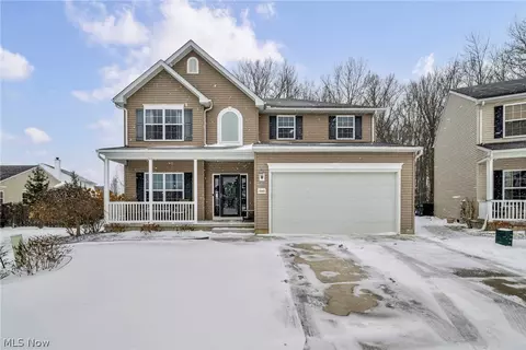 38405 Loman Ct, North Ridgeville, OH 44039