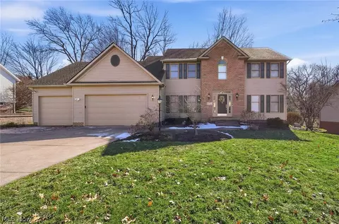 8732 Eastlynn Ave NW, Massillon, OH 44646