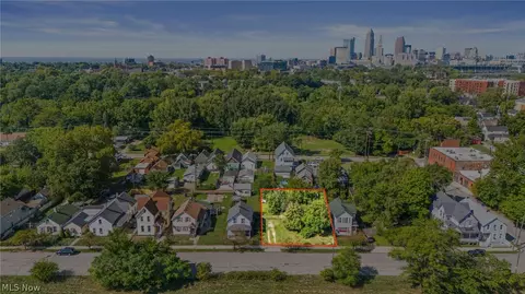Vega Avenue, Cleveland, OH 44113