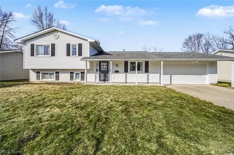 6220 Glenwood Dr, Mentor, OH 44060