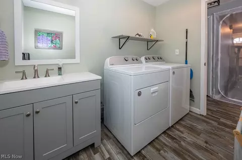 131 Roslyn Ave NW, Canton, OH 44708 photo 9