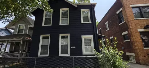 2109 W 42nd St, Cleveland, OH 44113