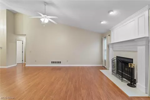 4232 Mayfair Dr, Brunswick, OH 44212 photo 8