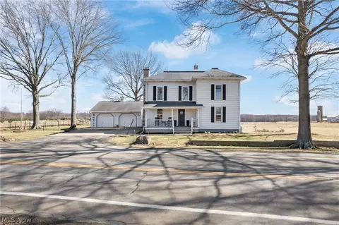 12450 Navarre Rd SW, Navarre, OH 44662