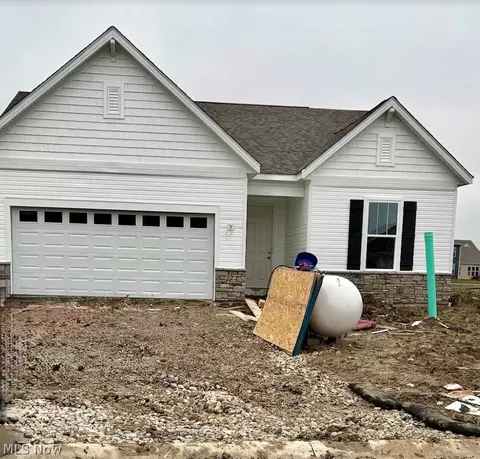 434 Caravel Ct, Avon Lake, OH 44012