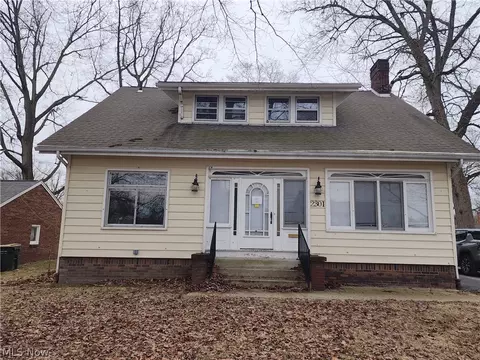 2301 Lyon Blvd, Youngstown, OH 44514