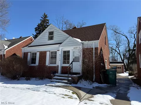 5713 South Blvd, Maple Heights, OH 44137