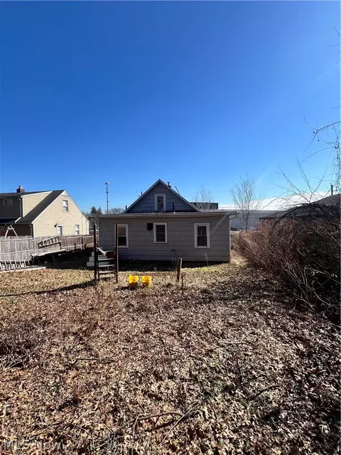 2413 Clearview Ave NW, Canton, OH 44708 photo 5