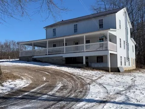 540 Flagdale Rd S, Junction City, OH 43748