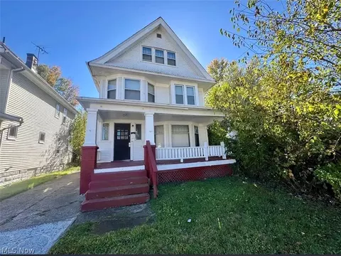 10006 Pierpont Ave, Cleveland, OH 44108
