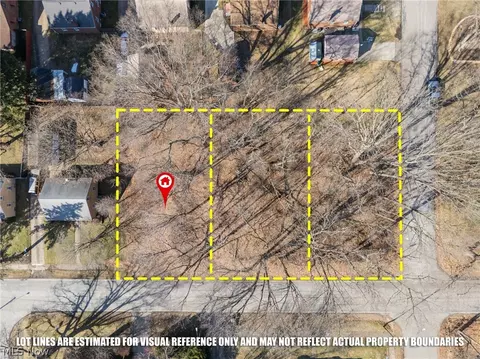 Lakeside Avenue Nw, Canton, OH 44708