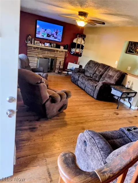 210 Biggs Ave, Conesville, OH 43811 photo 4