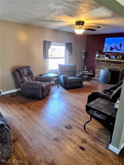 210 Biggs Ave, Conesville, OH 43811 photo 5