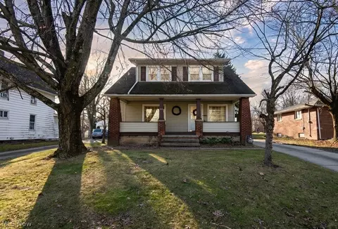 84 S Hazelwood Ave, Youngstown, OH 44509