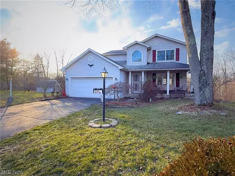 6948 Meander Reserve Ct, Canfield, OH 44406