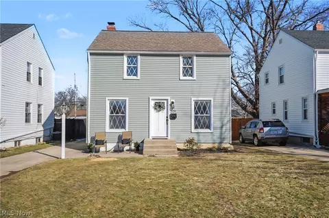 229 Hayes Ave, Cuyahoga Falls, OH 44221