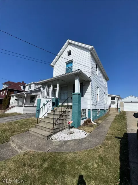 374 Tenney Ave, Campbell, OH 44405