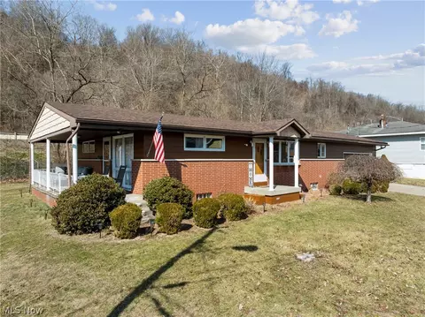 262 Quincy Ln, Tiltonsville, OH 43963