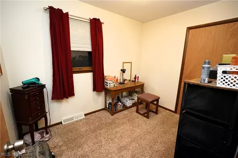 Bedroom - 223 Naples Dr, Elyria, OH 44035 photo 4 of 4