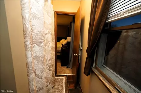 Bath - 223 Naples Dr, Elyria, OH 44035 photo 2 of 3