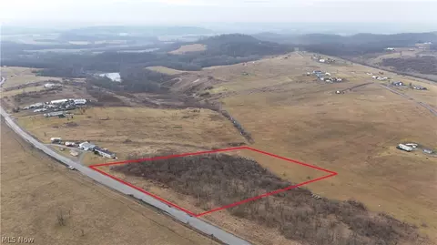 20451 Cr 410, Newcomerstown, OH 43832