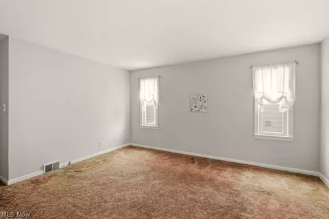 1119 Mount Vernon Ave, Akron, OH 44310 photo 19