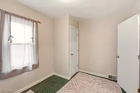 1119 Mount Vernon Ave, Akron, OH 44310 photo 24