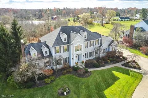 1998 E Hines Hill Rd, Hudson, OH 44236